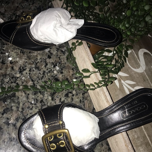 Coach slide pump heels - Picture 3 of 4